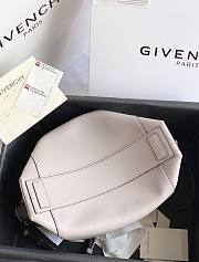 Givenchy Trumpet Antigona Soft Elephant Gray ZP17500 35cm - 4