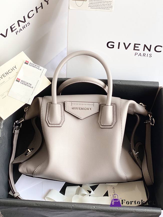 Givenchy Trumpet Antigona Soft Elephant Gray ZP17500 35cm - 1