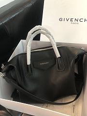 Givenchy Medium Antigona Soft Black ZP17500 45cm - 1