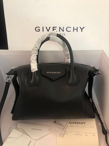 Givenchy Trumpet Antigona Soft Black ZP17500 35cm