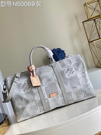 Louis Vuitton Keepall Bandoulière Gray N50069 50cm