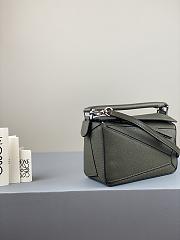 LOEWE Mini Puzzle bag in classic calfskin forest green 32230U 18x12.5x8cm  - 5