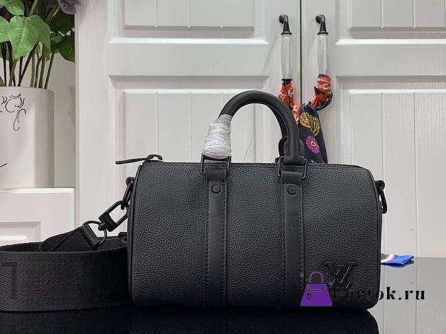 Louis Vuitton Nano Keepall Black M57083 20cm - 1