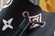 Louis Vuitton Neonoe Wild at Heart Black M44679 26cm - 2