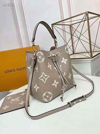 Louis Vuitton NEONOE Medium Bicolor Bucket Embossed 26cm