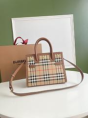 Burberry Title Vintage Check Small Tote Bag 26cm  - 4