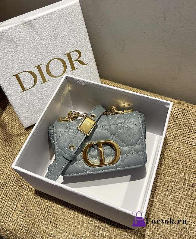 Dior caro CD buckle chain bag blue pastel 14cm - 1
