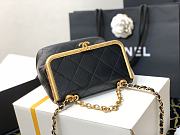 Chanel Lambskin Kiss-Lock Bag AS1886 22 cm - 5