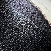 Louis Vuitton Key Pouch M80900 13.5 x 7 x 1.5 cm - 6