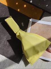 Bottega Veneta Twist Clutch In Yellow 607964 21x20.5x11cm - 1