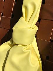 Bottega Veneta Twist Clutch In Yellow 607964 21x20.5x11cm - 2