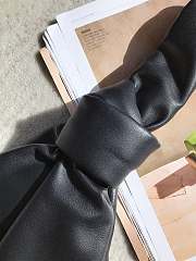Bottega Veneta Twist Clutch In Black 607964 21x20.5x11cm - 4