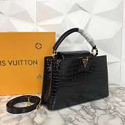 Louis Vuitton Capucines In Crocodile Leather 31x20x11cm   - 4