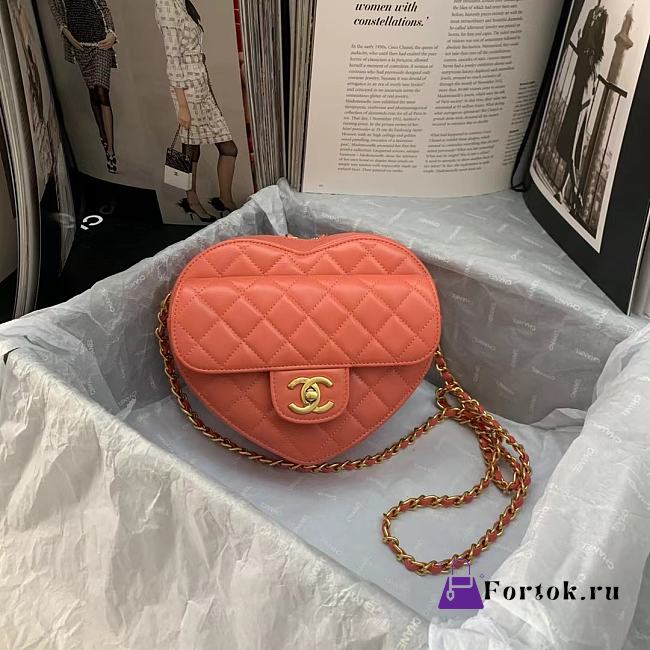 Chanel Heart Shaped Pre-spring 2022 Peach 20×17×6.5cm - 1