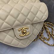 Chanel Heart Shaped Pre-spring 2022 White 20×17×6.5cm - 6