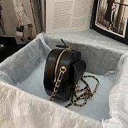 Chanel Heart Shaped Pre-spring 2022 Black 20 × 17 × 6.5 cm - 3
