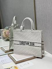 Dior Book Tote White Leather M1286 41x32cm - 6