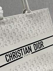 Dior Book Tote White Leather M1286 41x32cm - 5