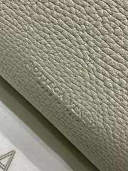 Bottega Veneta BV Angle Bag In White 576143 20x43x16cm - 3
