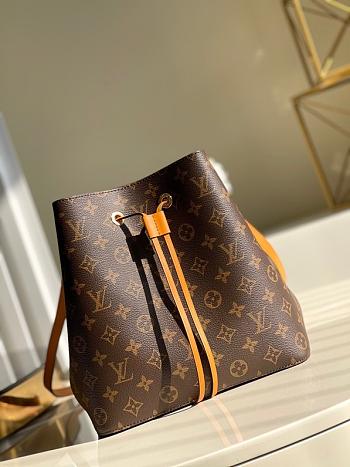 Louis Vuitton NéoNoé MM In Orange M44020 26x26x17.5cm