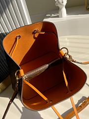 Louis Vuitton NéoNoé MM In Orange M44020 26x26x17.5cm - 2