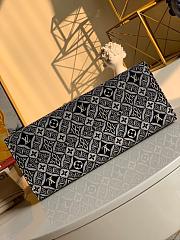 Louis Vuitton Since 1854 Onthego GM In Gray M57207 41x34x19cm  - 4
