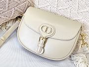 Dior Medium Bobby Bag Box In Cream M9319 22x17x6cm - 4