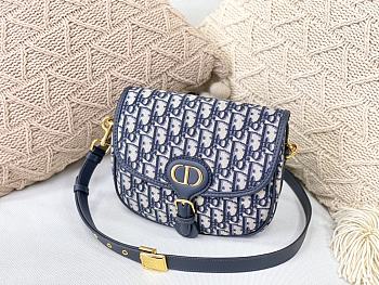 Dior Medium Bobby Bag Box Dior Oblique Jacquard Blue M9319 22x17x6cm