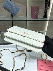 Chanel Wallet On Chain White AP2400 19 cm - 2