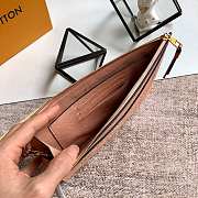 Louis Vuitton Pochette Melanie MM Pink M68705 23x16x2cm - 5