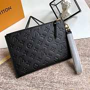 Louis Vuitton Pochette Melanie MM Black M68705 23x16x2cm - 3