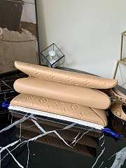 Louis Vuitton Coussin PM Camel M57791  26cm - 5