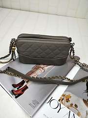 Chanel Gabrielle Clutch Gray A94505 18x6x11cm - 2