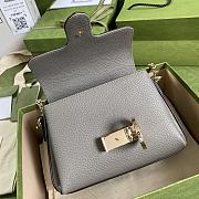 Gucci Interlocking G Leather Crossbody Bag Gray 607720 22x15x7cm - 2