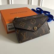 Louis Vuitton Card Holder Recto Verso M69431 13x9.5x2.5cm - 5