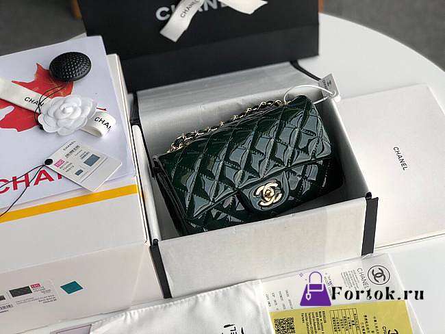 Chanel Mini Classic Flap Bag Dark Green Patent/Golden Metal A69900 20cm - 1