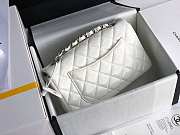 Chanel Mini Classic Flap White Patent/Silver Metal A69900 20cm - 3