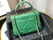 Chanel Small Flap Bag With Top Handle Green A92236 25cm - 4