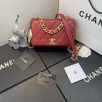 Chanel Shiny Quilted Lambskin Flap Bag Red AS1895 20x13x7cm