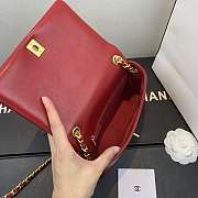 Chanel Shiny Quilted Lambskin Flap Bag Red AS1895 20x13x7cm - 2