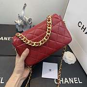 Chanel Shiny Quilted Lambskin Flap Bag Red AS1895 20x13x7cm - 3