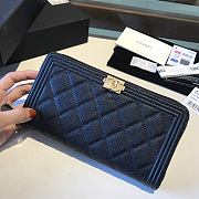Chanel Boy Long Zipped Wallet Gold Metal Grained Leather Black A80815 19cm - 2