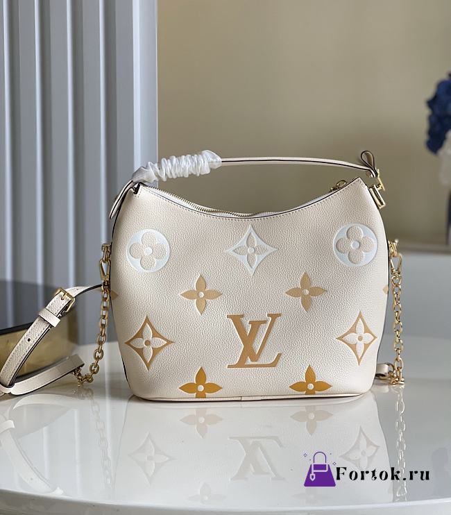 Louis Vuitton Marshmallow Hobo Bag Creme M45698 22x22x13cm - 1