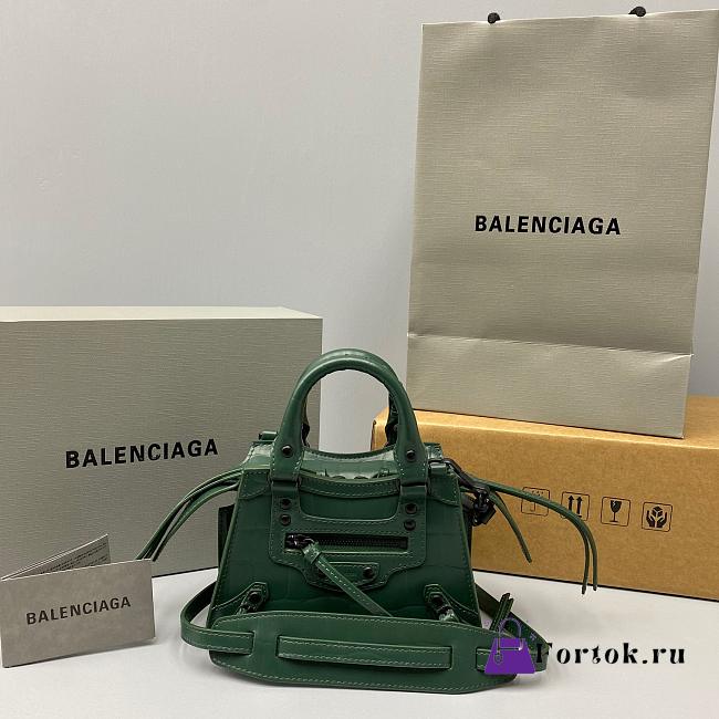 Balenciaga Mini Neo Classic Top Handle Bag Crocodile Leather Green 63852415V67 22x14x11cm - 1