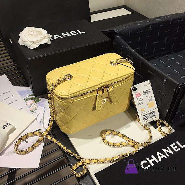 Chanel Cosmetic Bag Yellow AS1341 16×8×10cm - 1