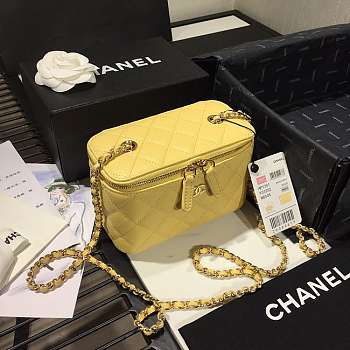 Chanel Cosmetic Bag Yellow AS1341 16×8×10cm