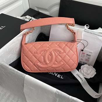 Chanel Grained Leather Hobo Bag Peach B01960 25x14x5cm