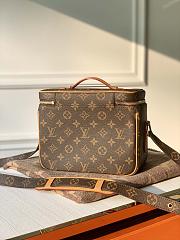 Louis Vuitton Camera Bag Monogram Canvas Brown M44937 22.5x19x13.5cm - 3