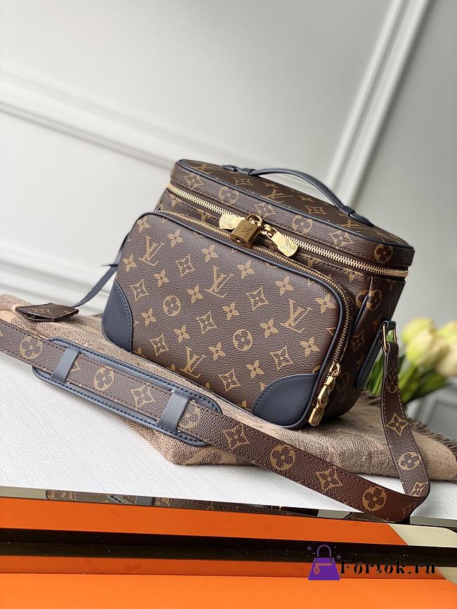 Louis Vuitton Camera Bag Monogram Canvas Black M44937 22.5x19x13.5cm - 1