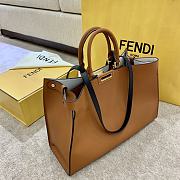 Fendi Peekaboo X-Tote Medium Tan 40x30x15cm - 2